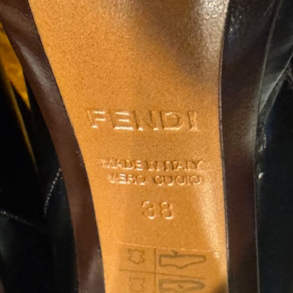 Fendi Victorian Calf Hair/ Patent Leather Ankle Booties -Size 38 w/ Box LIKE NEW - Picture 8 of 14